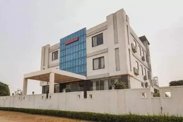 Hôtel Collection O 7r Resort