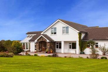 Sunville Bed And Breakfast