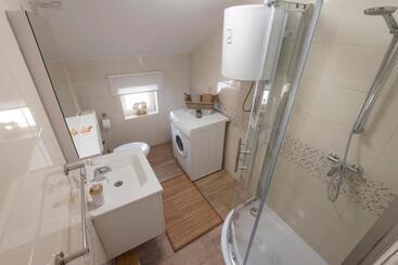 هتل Apartments Batur