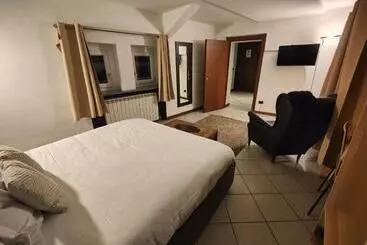 پانسیون Aparthotel Dei Mercanti