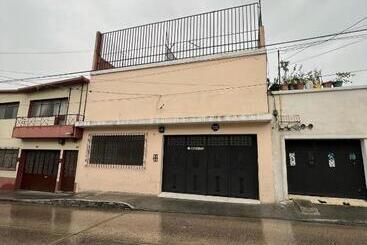 پانسیون Casa Xibalba