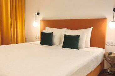 旅馆 145 Townhouse