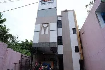 هتل Sagar Grand