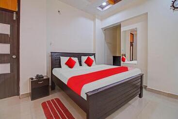 هتل Oyo Flagship Kk Royal Grand