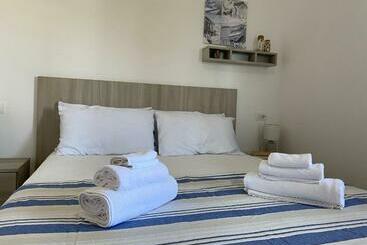 Bed and Breakfast Go Island