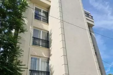 Elite Park Hotel & Suites