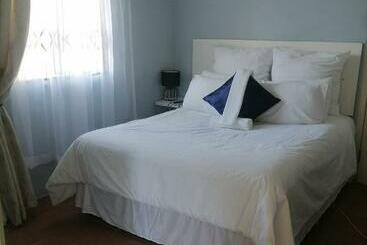 פנסיון Best Of Pearls Guesthouse