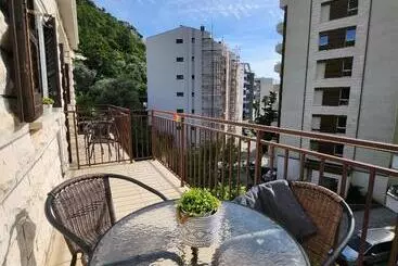 پانسیون Bela Kuća Studio Apartments Na Korak Do Mora A Step To The Sea