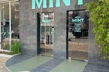 ホテル Mint Family