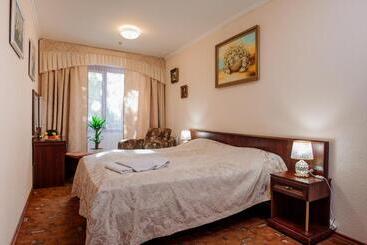 בית מלון כפרי Club Ph