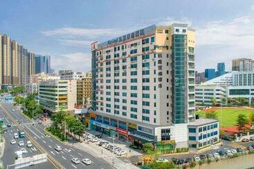 Kyriad Marvelous Hotel Shenzhen North Railway Station Yousong