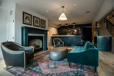 فندق صغير Old Dutch Inn