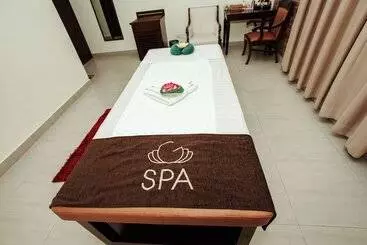 Hotel Crystal Rose   Sylhet