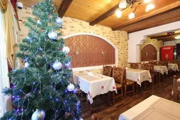 Alberg затишний готель едем