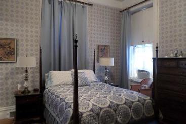 مبيت وإفطار Hillard House Inn