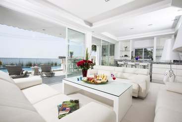 Apartaments turístics Villa 7th Heaven Beach Front