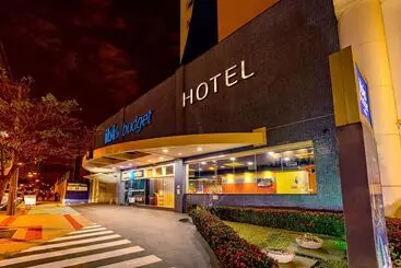 Hus Hotel Maringa