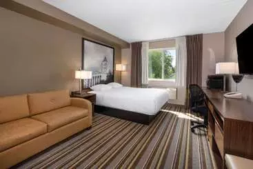 ホテル Super 8 By Wyndham Winnipeg West