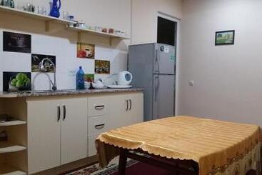 Szálló Guest House Sharq 21