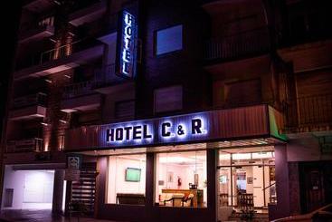 Hotel C&r