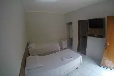 هتل 2 Irmãos