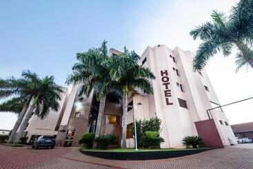 London Hotel Londrina