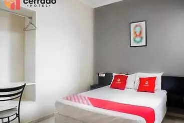 هتل Cerrado
