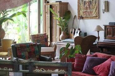 ホテル Estalagem Camburi