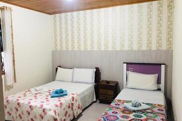 호텔 Pousada Recanto Da Giovana