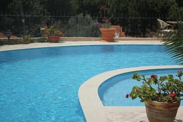 Bed and Breakfast Dolina Boutique