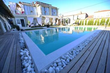 Bed and Breakfast Sade Alacati