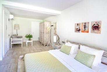 ホテル Golden Key Bordubet