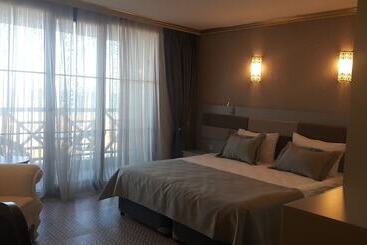 Babillon Hotel Spa & Restaurant