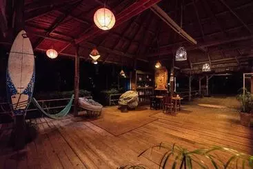 Hotel Mumsa Beach Resort & Restaurant