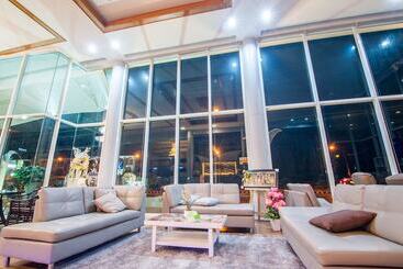 Hotel Nongkhai Tavilla Resort And Convention Center