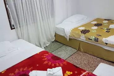 پانسیون Emmanuel Guesthouse