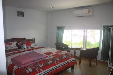 בית מלון כפרי Nong Nuey Rooms