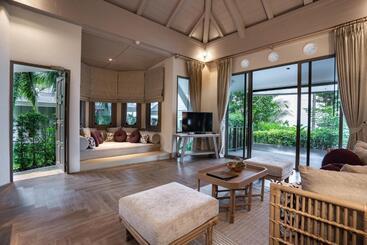 Moracea By Khao Lak Resort