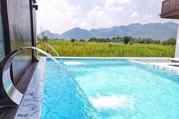 리조트 The Vista Pool Villa