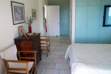 Vile Helianthus Suites