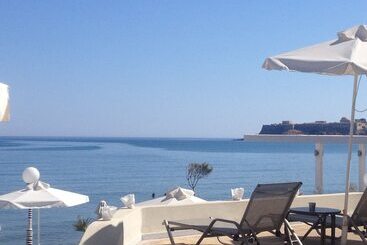 ホテル Filoxenia Beach