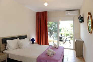 דירות לתיירים Rodon Loutra