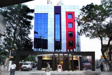 בית מלון כפרי Gokulam Park