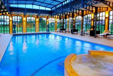 Отель Les Saules Parc & Spa   Teritoria