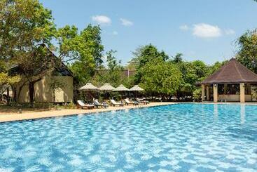 Resort Occidental Paradise Dambulla