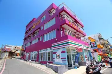 Bed and Breakfast 墾丁品喬旅店