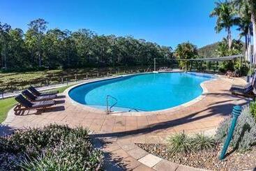 호텔 Cedar Lake Country Resort