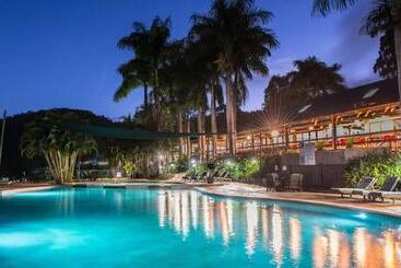Hotel Cedar Lake Country Resort