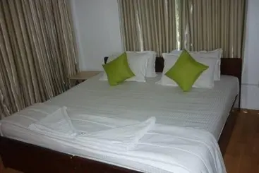 Pension Batuta Maldives Surf View