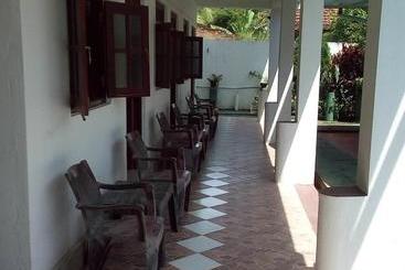 Pensión Mirissa Golden Resort